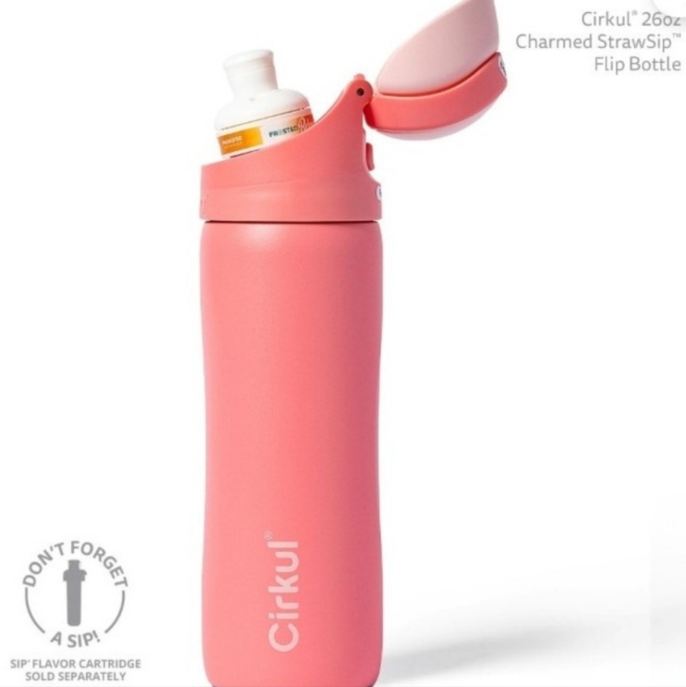 Cirkul 26 oz Straw Sip Flip Bottle Coral Pink NWT